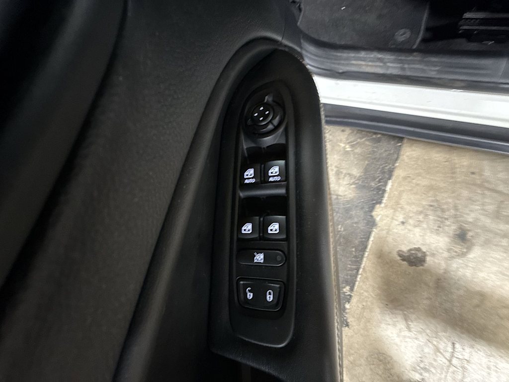 Thumbnail: 2021 Jeep Compass - 25