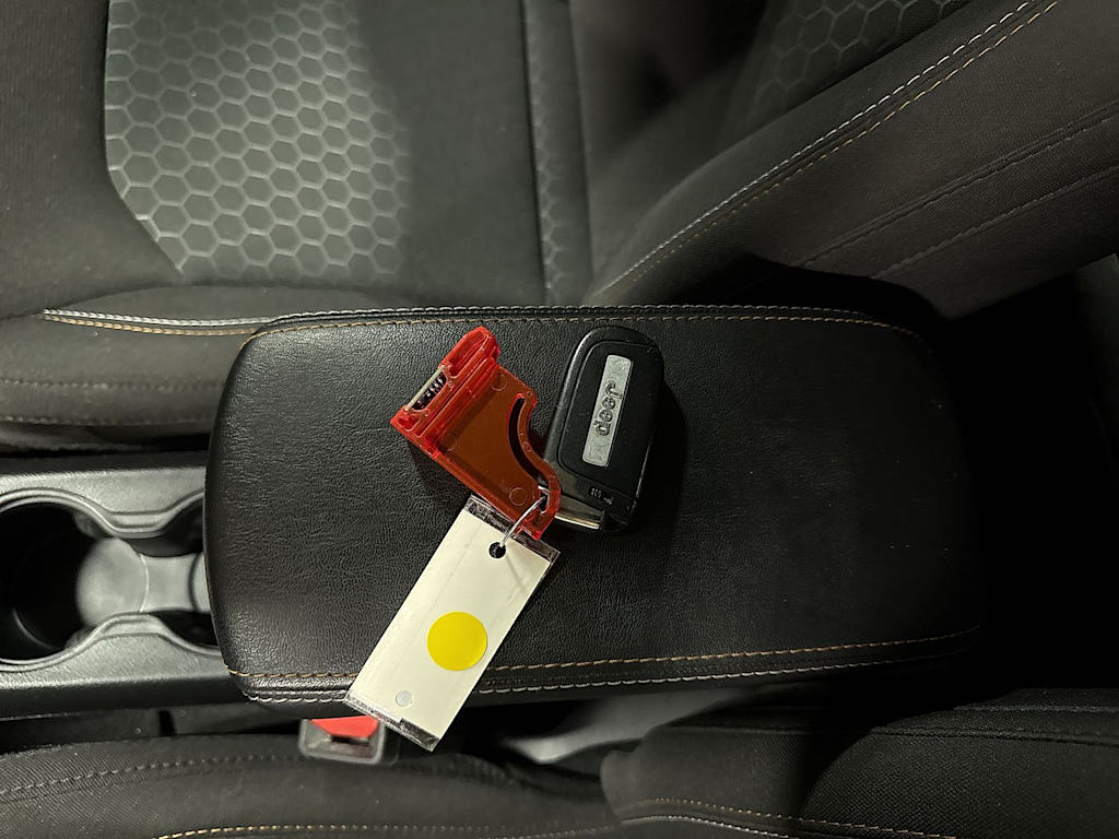 Thumbnail: 2021 Jeep Compass - 16