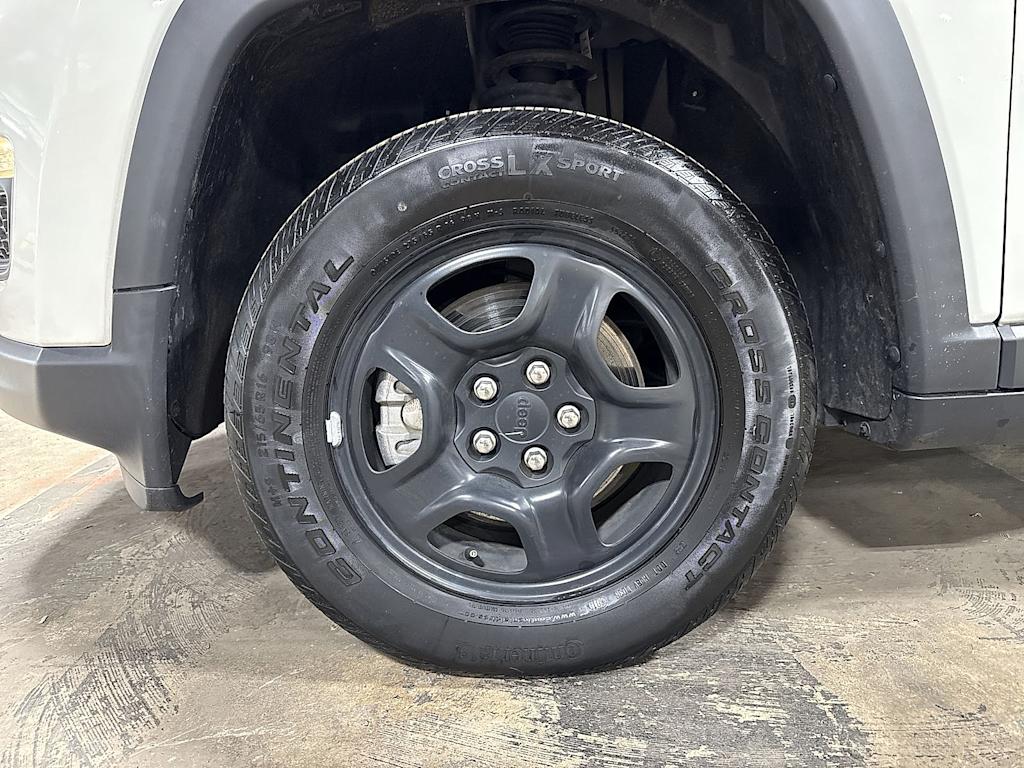 Thumbnail: 2021 Jeep Compass - 7