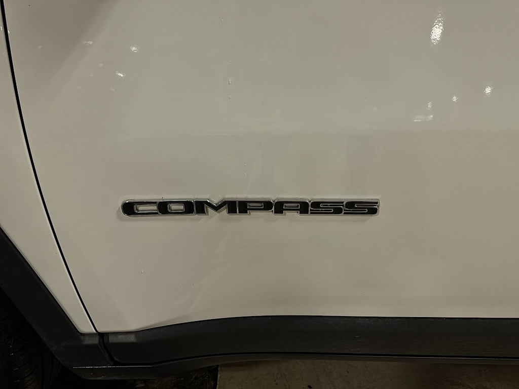 Thumbnail: 2023 Jeep Compass - 27