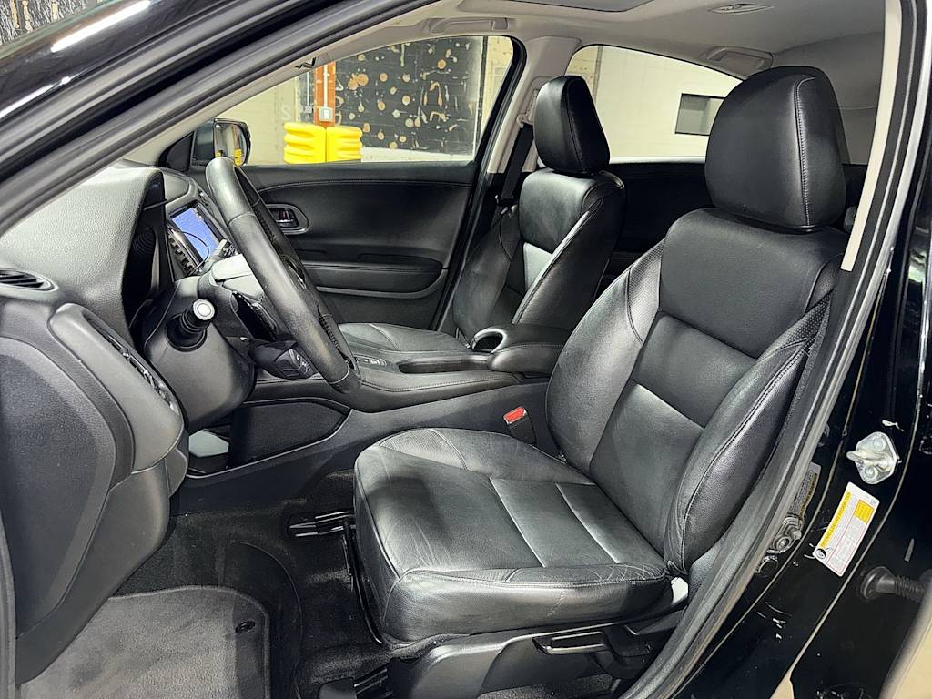 Thumbnail: 2017 Honda HR-V - 8
