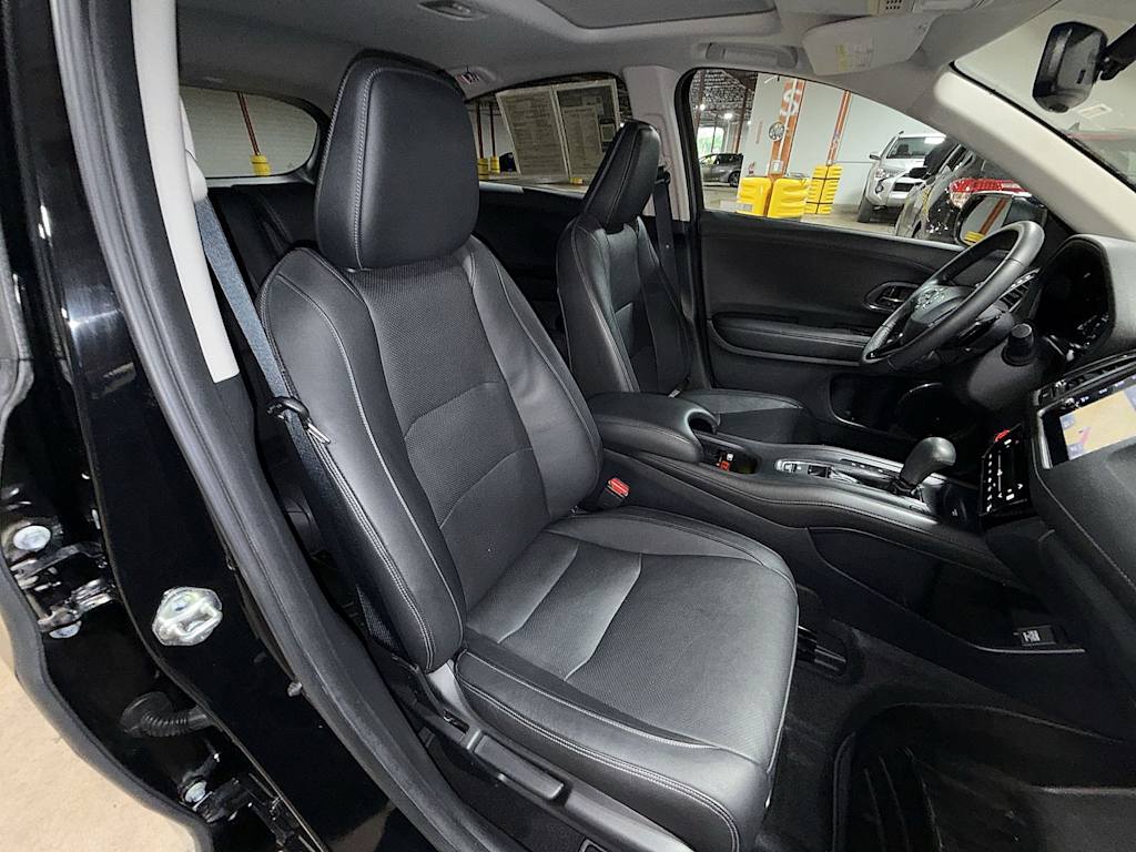 Thumbnail: 2020 Honda HR-V - 9