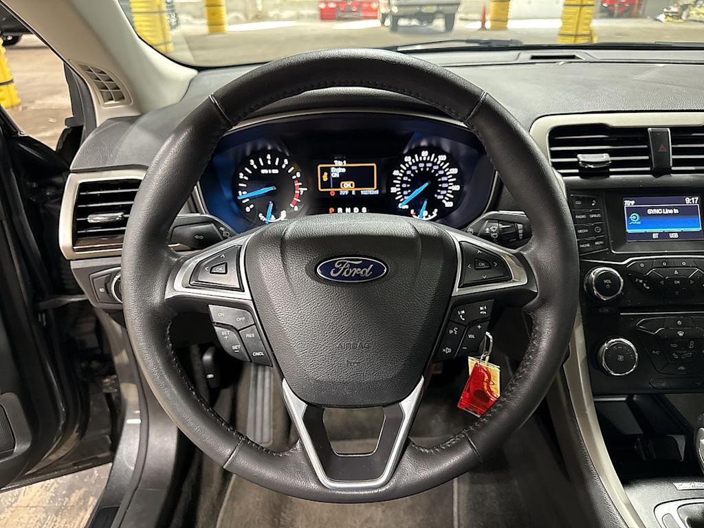 Thumbnail: 2015 Ford Fusion - 2