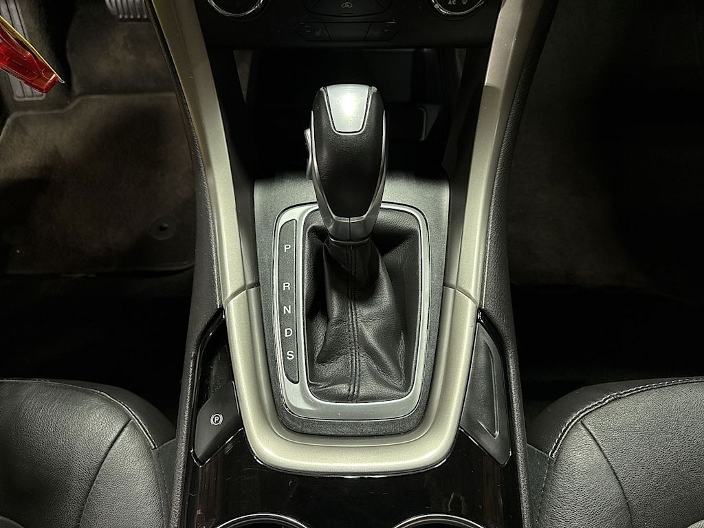 Thumbnail: 2015 Ford Fusion - 12