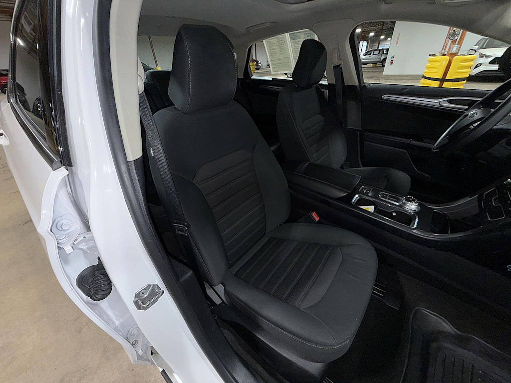 Thumbnail: 2020 Ford Fusion - 11