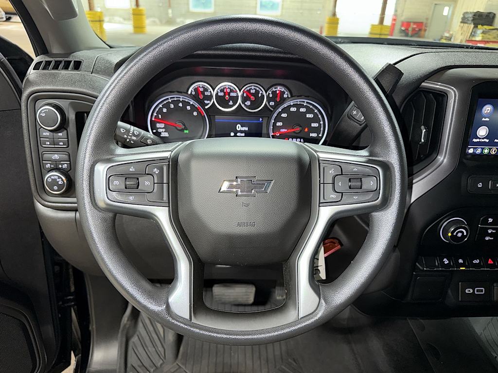 Thumbnail: 2022 Chevrolet Silverado 1500 - 2