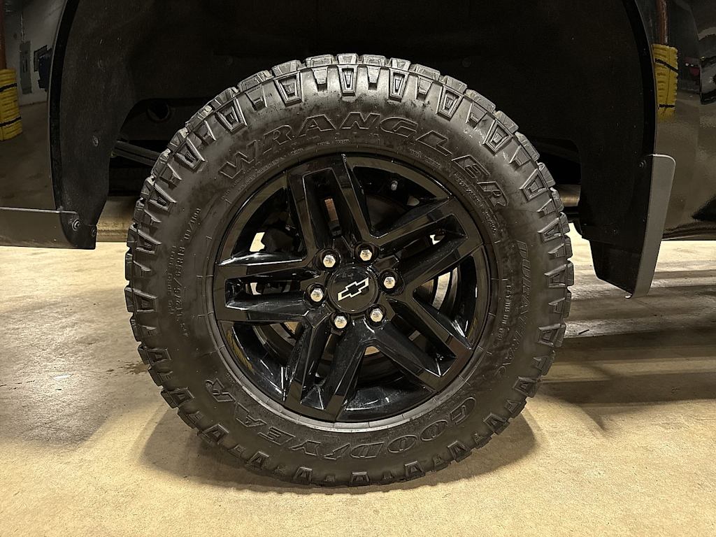 Thumbnail: 2022 Chevrolet Silverado 1500 - 8