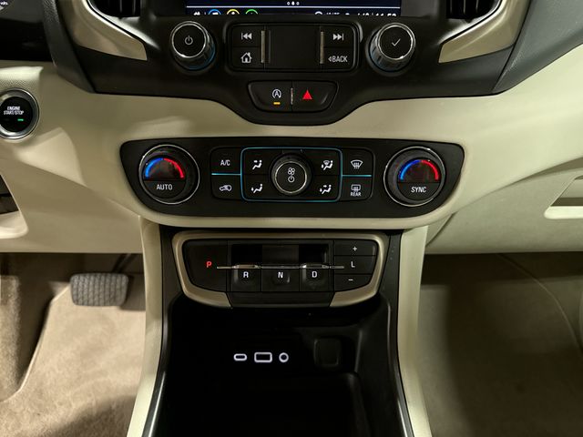 Thumbnail: 2022 GMC Terrain - 23