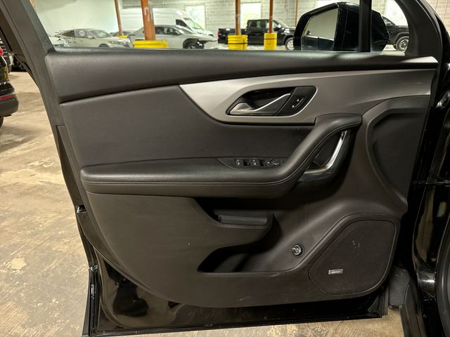Thumbnail: 2019 Chevrolet Blazer - 29