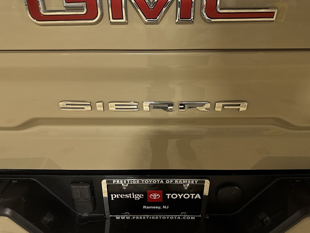 Thumbnail: 2022 GMC Sierra 1500 - 31