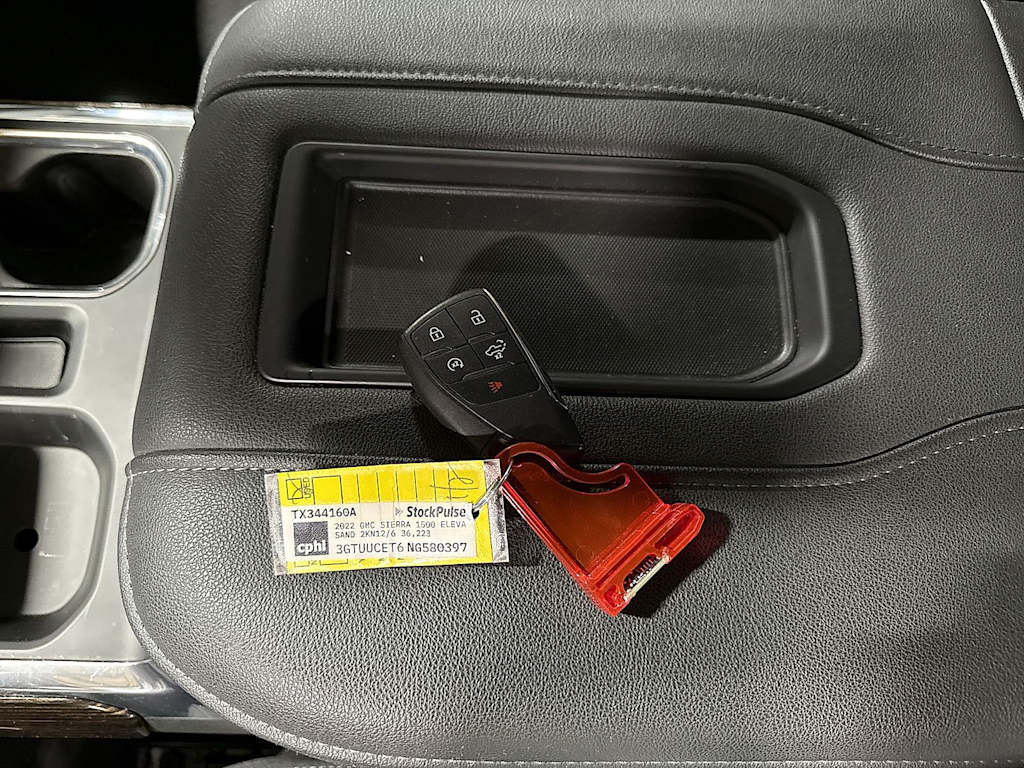 Thumbnail: 2022 GMC Sierra 1500 - 17