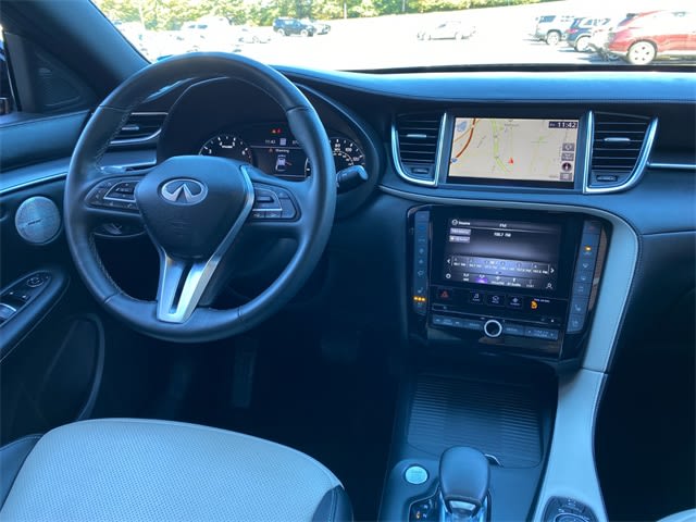 2022 INFINITI QX55 Essential 2