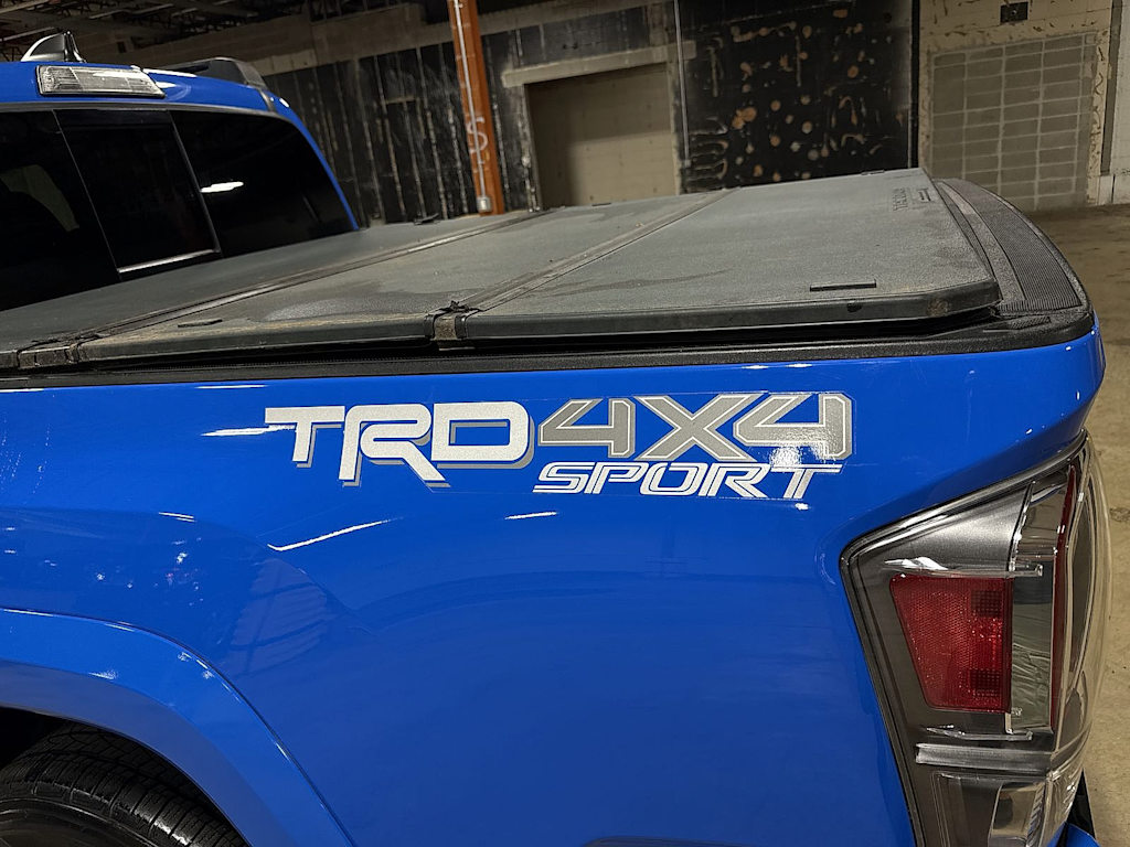 Thumbnail: 2021 Toyota Tacoma - 29
