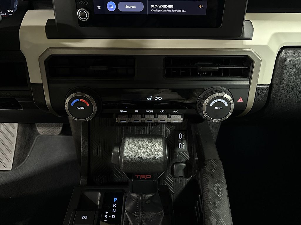 Thumbnail: 2024 Toyota Tacoma - 26