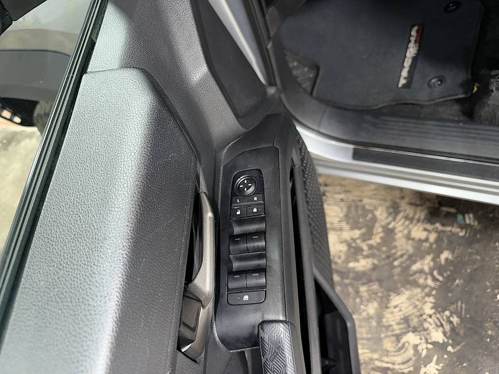 Thumbnail: 2024 Toyota Tacoma - 27