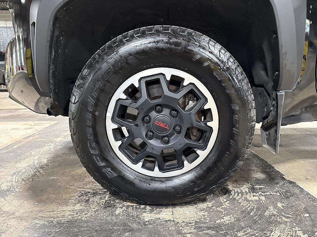 Thumbnail: 2024 Toyota Tacoma - 7