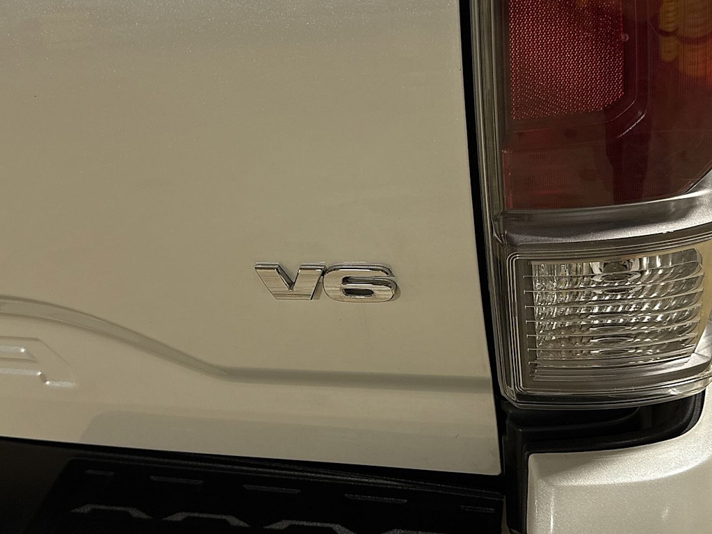 Thumbnail: 2022 Toyota Tacoma - 29