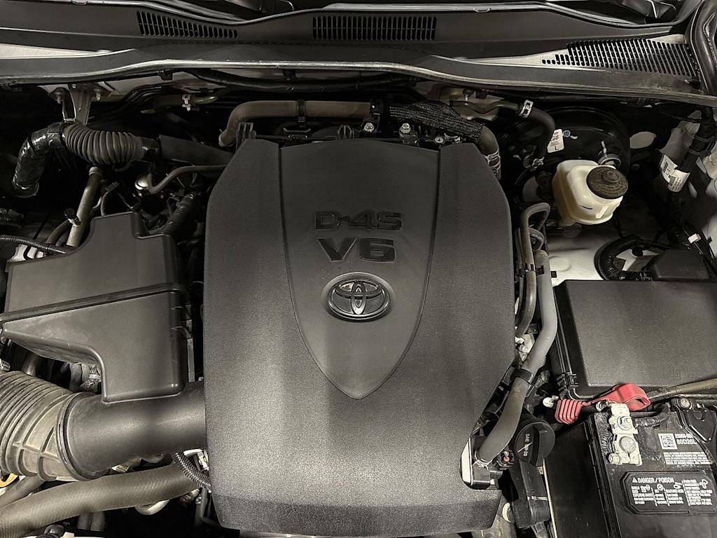 Thumbnail: 2022 Toyota Tacoma - 8