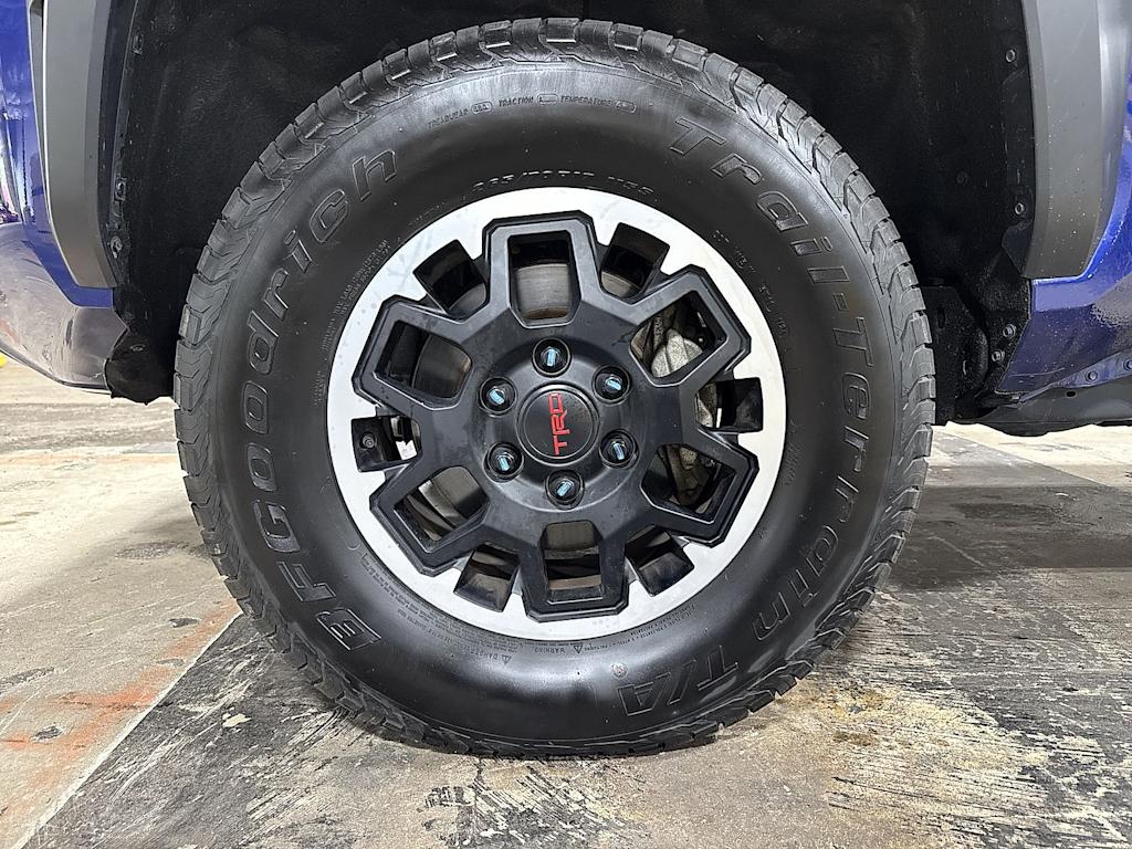 Thumbnail: 2024 Toyota Tacoma - 7