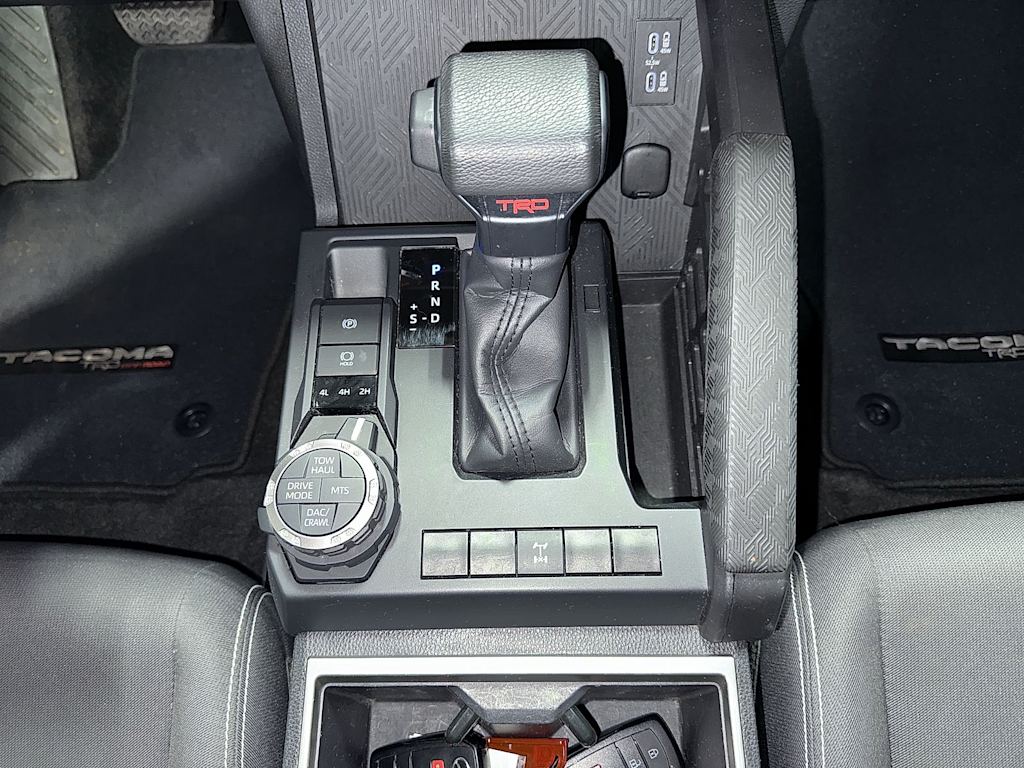 Thumbnail: 2024 Toyota Tacoma - 13