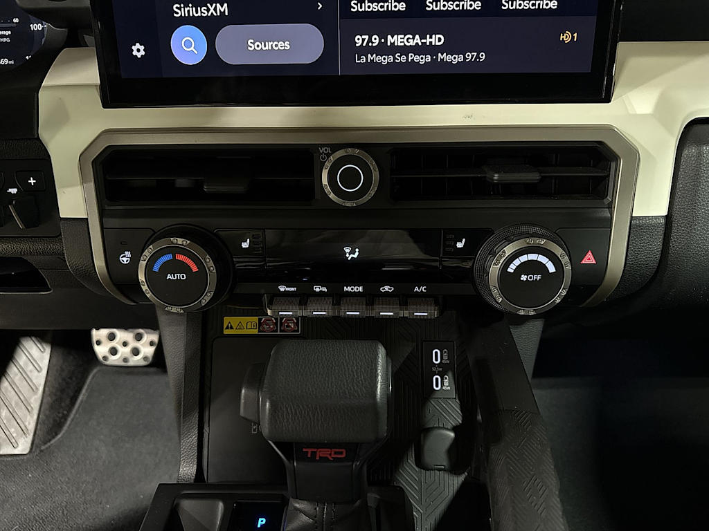 Thumbnail: 2024 Toyota Tacoma - 25