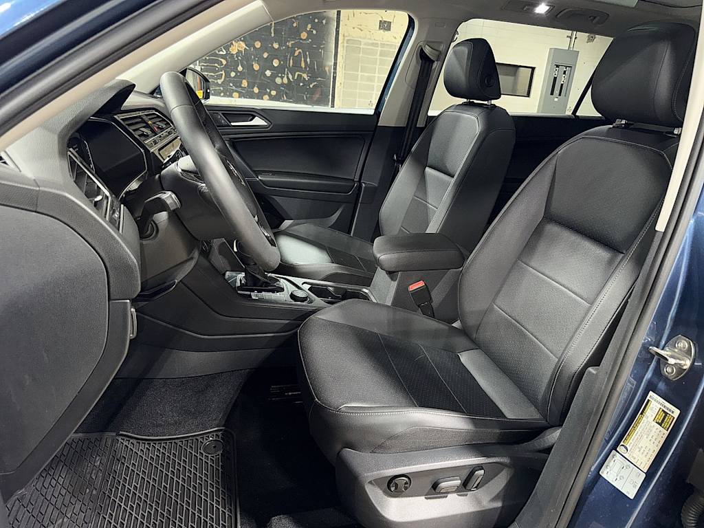 Thumbnail: 2020 Volkswagen Tiguan - 11