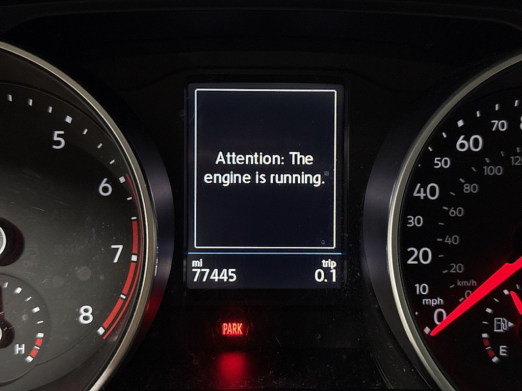 Thumbnail: 2021 Volkswagen Tiguan - 15