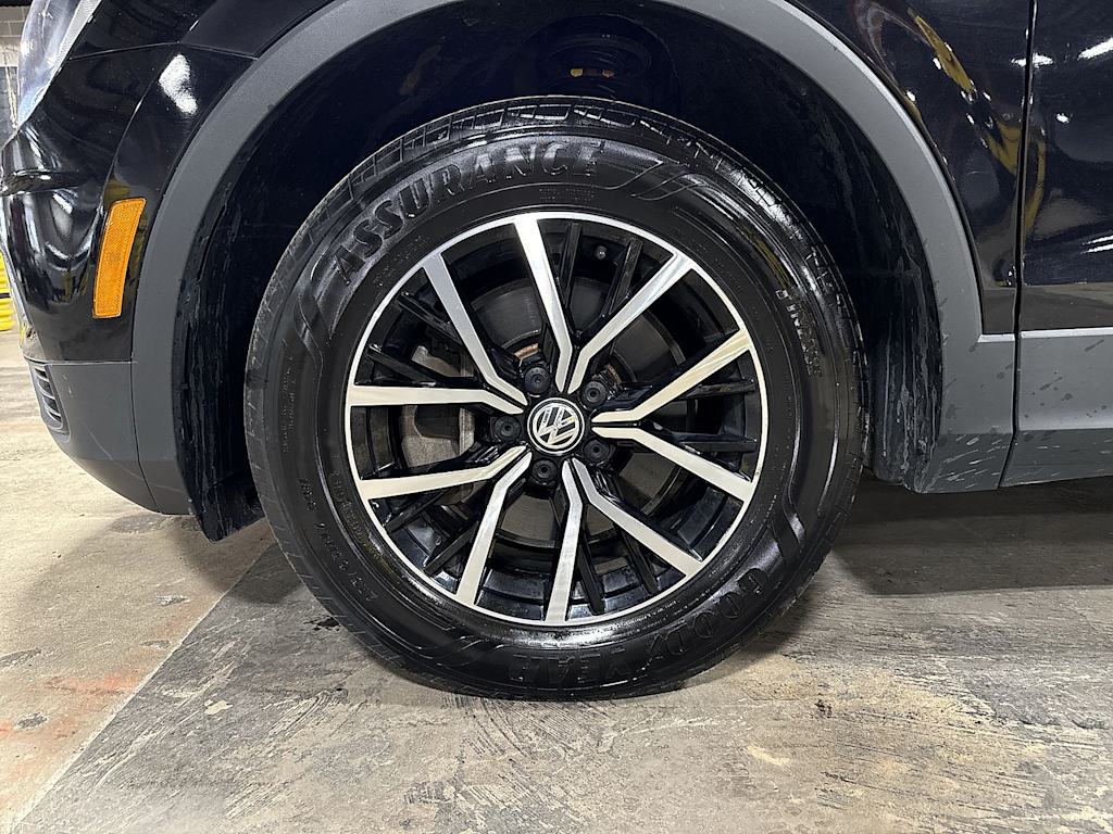 Thumbnail: 2021 Volkswagen Tiguan - 7