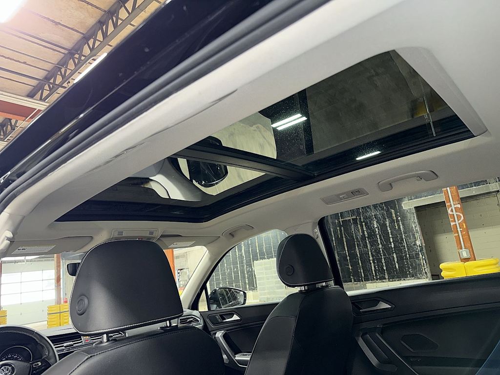 Thumbnail: 2021 Volkswagen Tiguan - 29