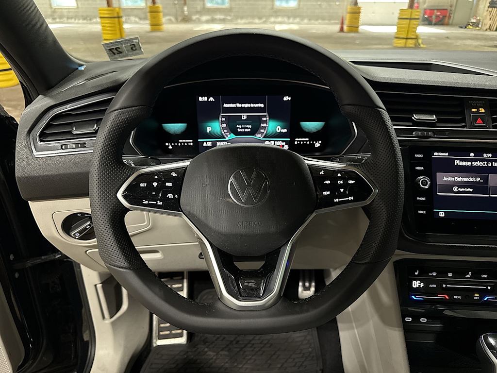 Thumbnail: 2022 Volkswagen Tiguan - 2