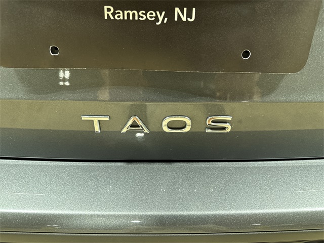 2023 Volkswagen Taos S 26
