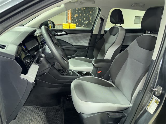 2023 Volkswagen Taos S 9
