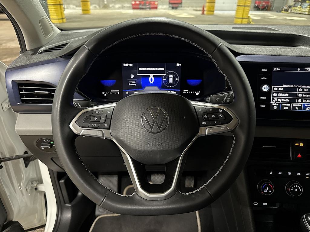 Thumbnail: 2022 Volkswagen Taos - 2