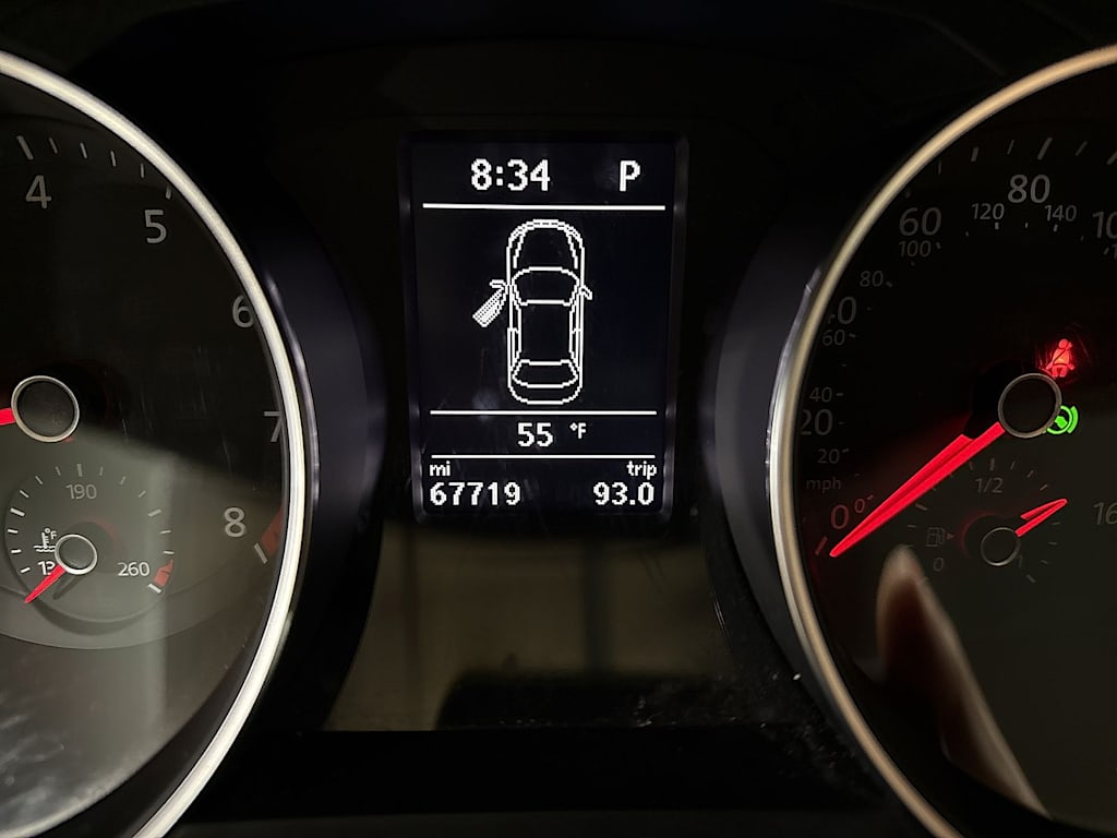 Thumbnail: 2017 Volkswagen Jetta - 15