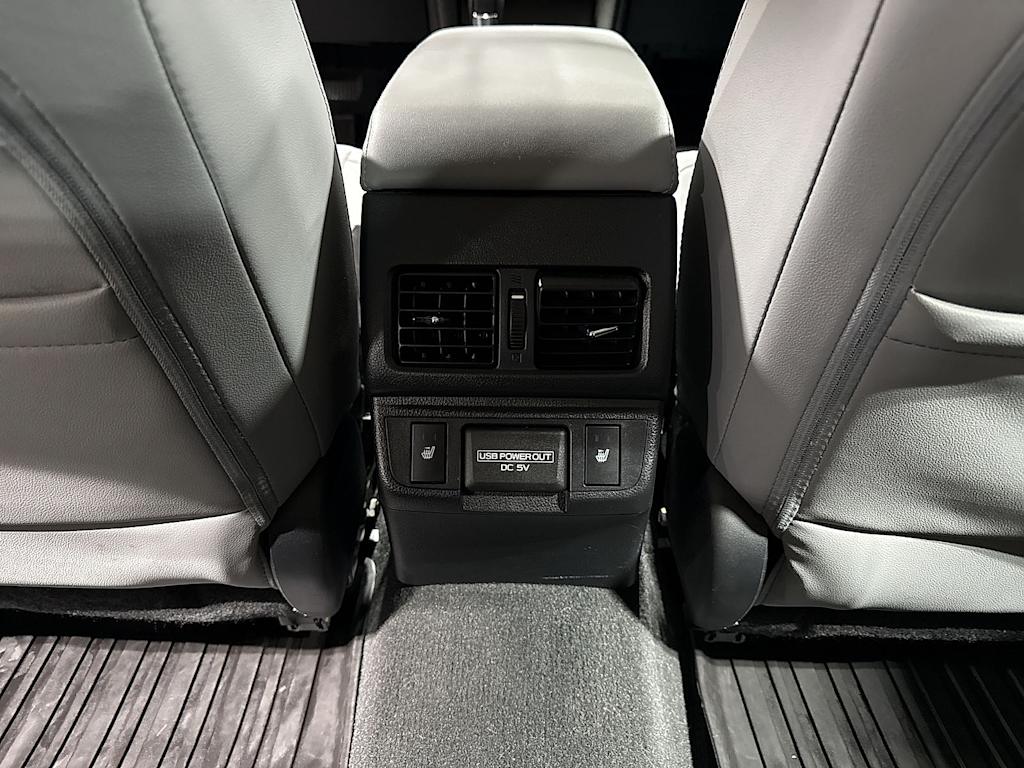 Thumbnail: 2018 Subaru Legacy - 33