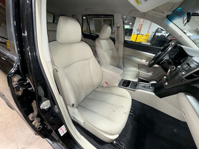 Thumbnail: 2010 Subaru Outback - 11