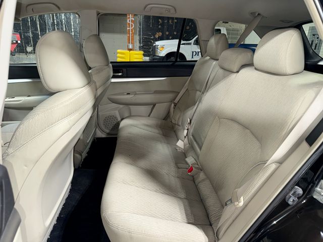 Thumbnail: 2010 Subaru Outback - 12