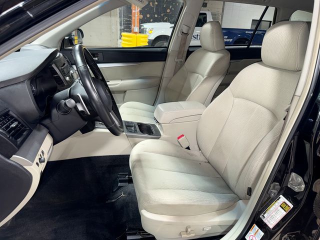 Thumbnail: 2010 Subaru Outback - 10