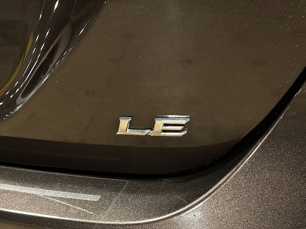 Thumbnail: 2019 Toyota Camry - 29