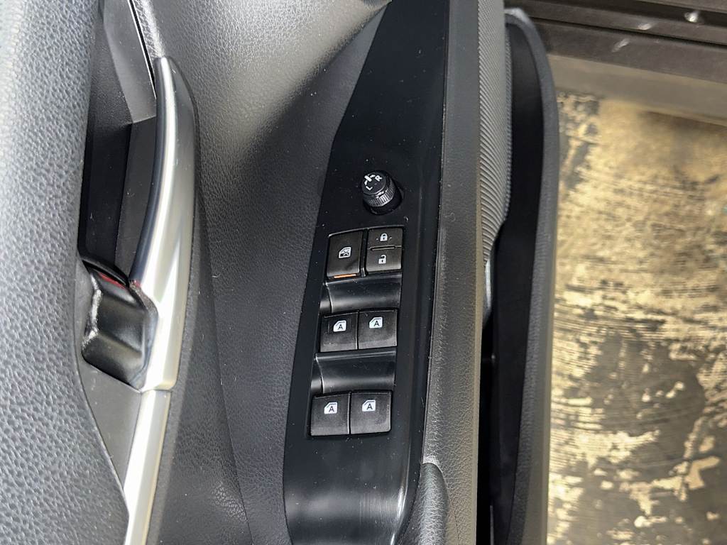 Thumbnail: 2019 Toyota Camry - 26