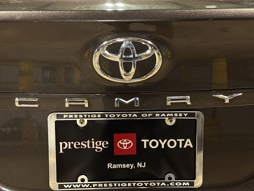 Thumbnail: 2019 Toyota Camry - 5