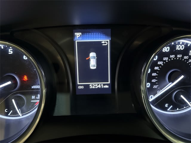 2018 Toyota Camry LE 14