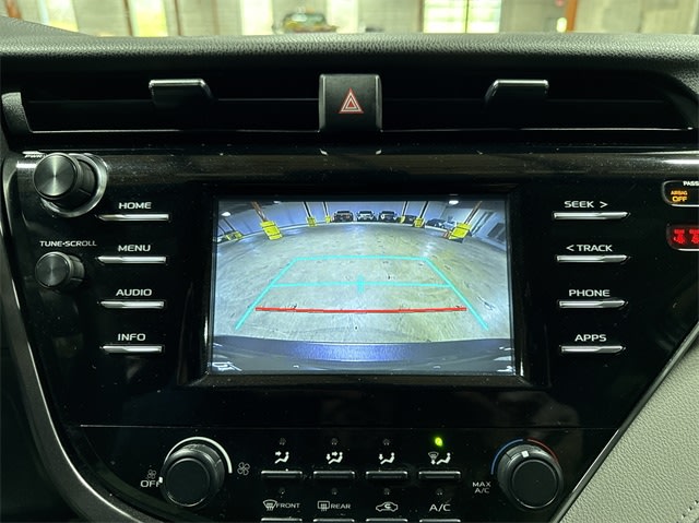 2018 Toyota Camry LE 26