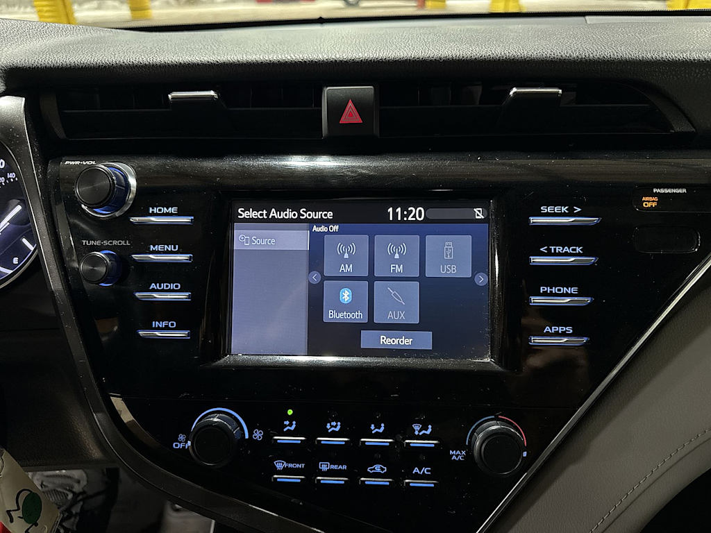Thumbnail: 2018 Toyota Camry - 21