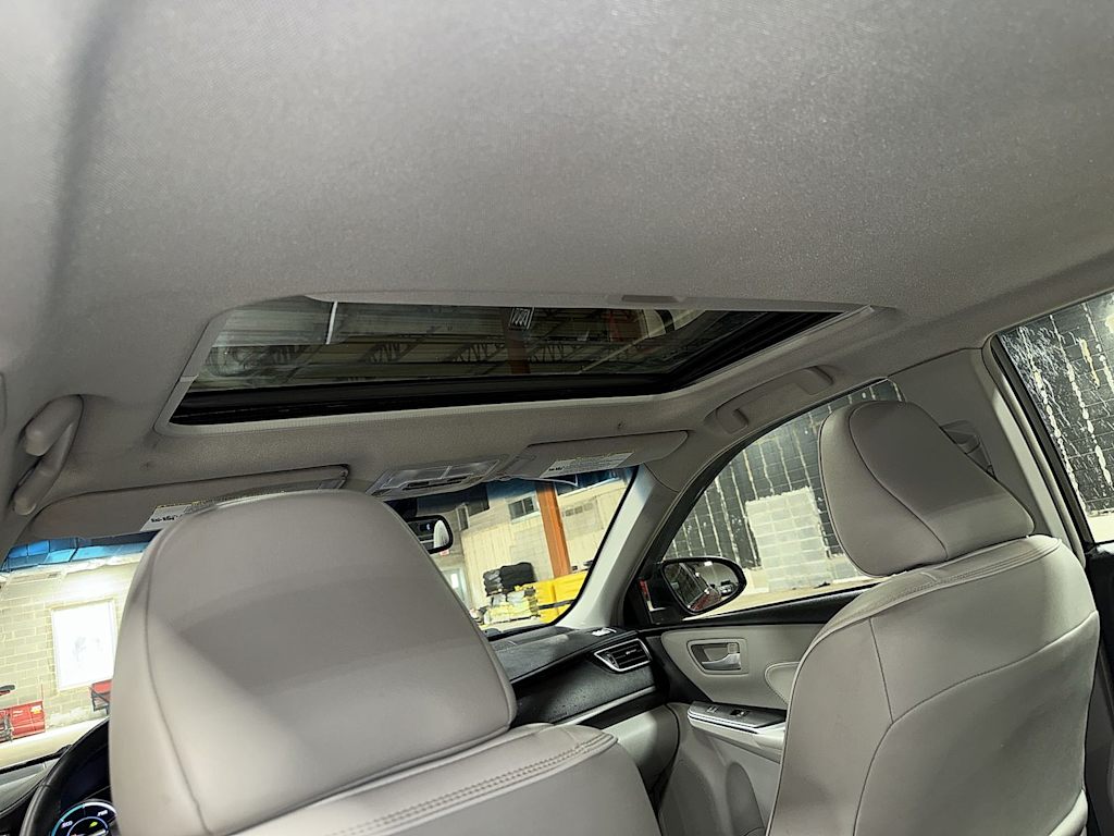 Thumbnail: 2015 Toyota Camry - 27