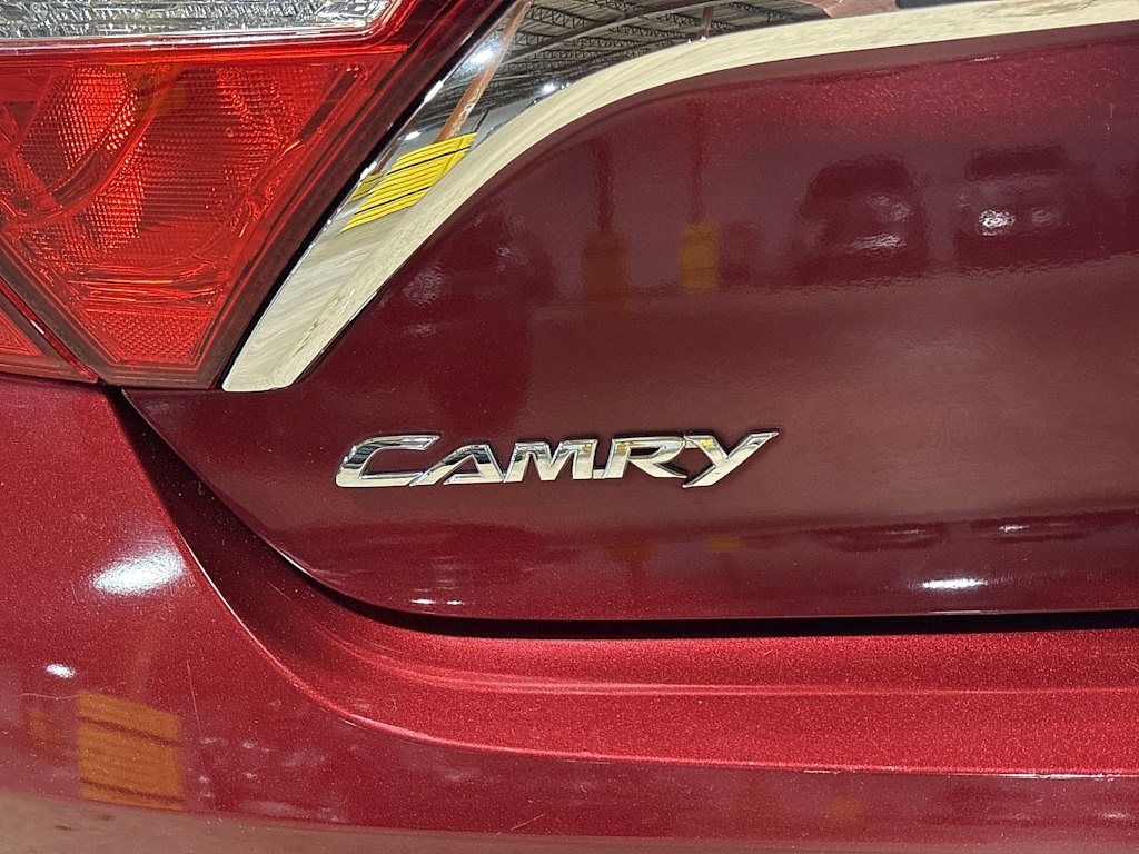 Thumbnail: 2015 Toyota Camry - 5