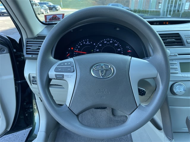 2011 Toyota Camry LE 2