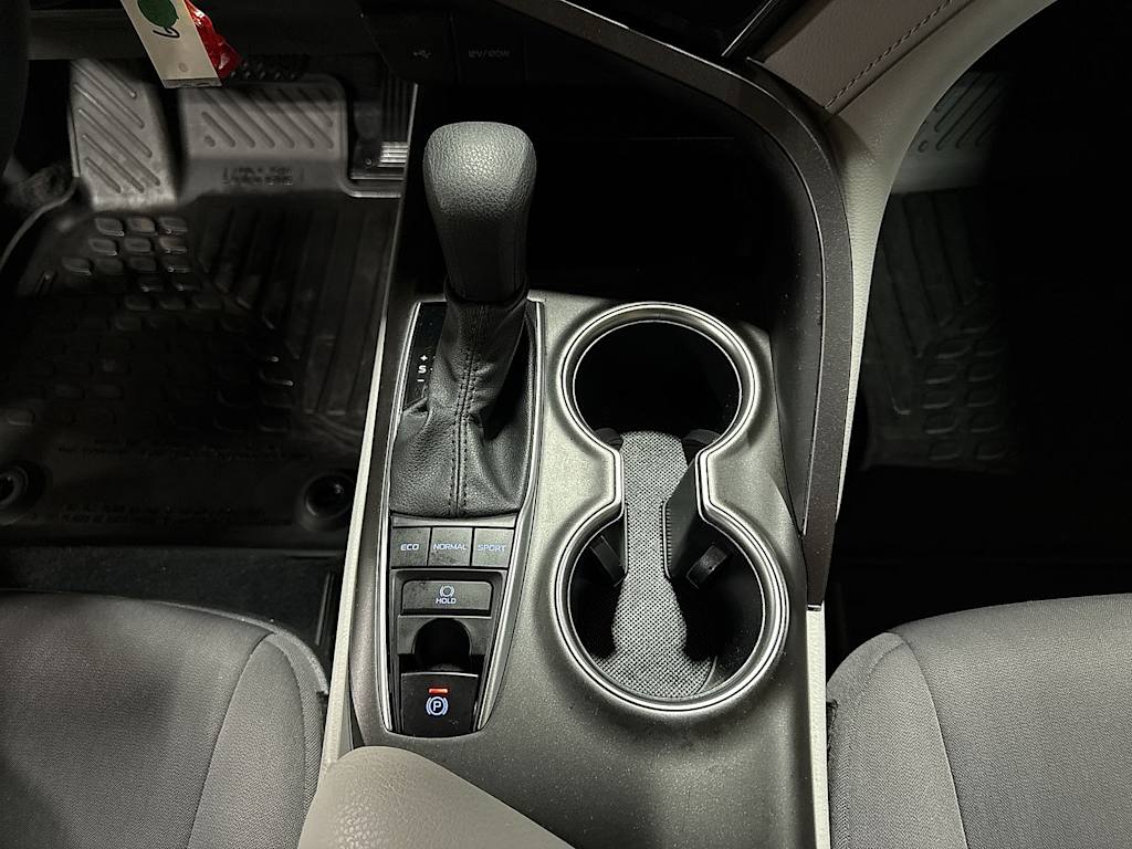 Thumbnail: 2024 Toyota Camry - 12