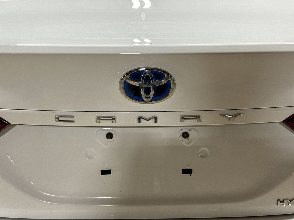 Thumbnail: 2021 Toyota Camry - 6