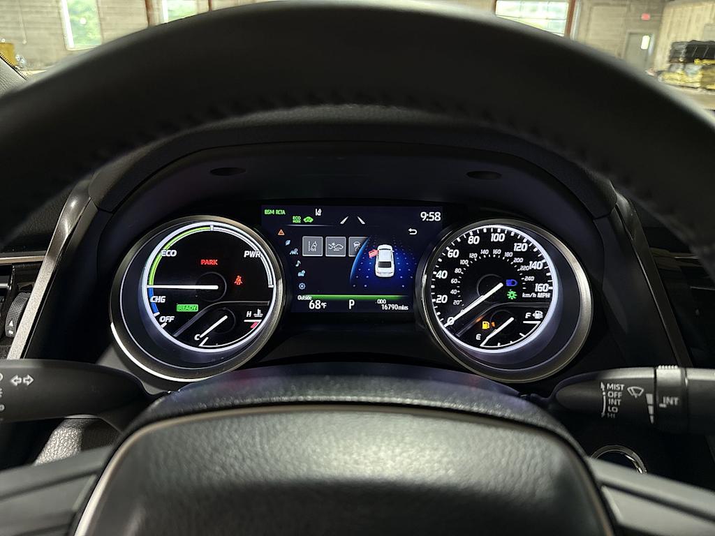 Thumbnail: 2023 Toyota Camry - 34